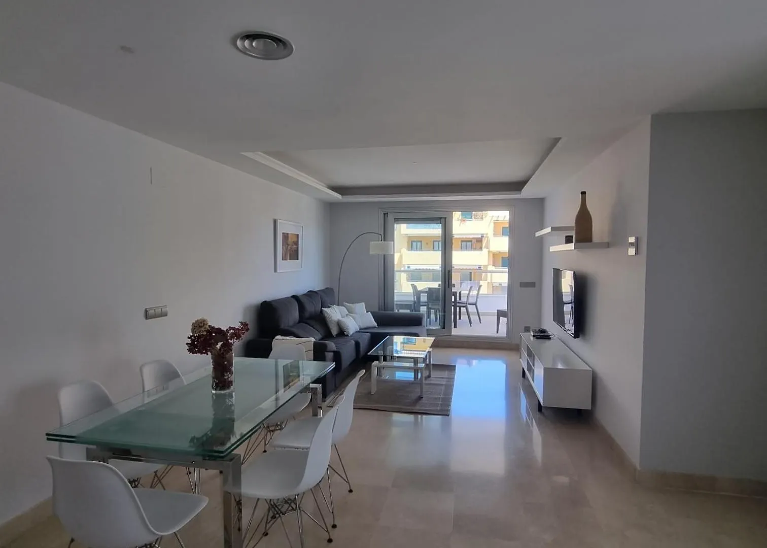 Deluxe 3 Bedroom By Aqua Apartments, Marbella Apartmán