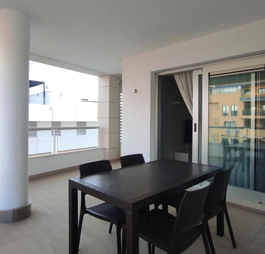 Deluxe 3 Bedroom By Aqua Apartments, Marbella